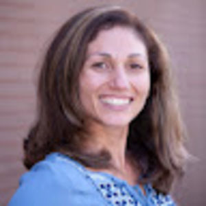 Meet your Posher, Elia